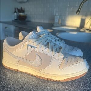 Nike Low-Top Sneakers in Cream and Gum Brown